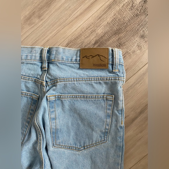 Wind River Jeans - Picture 3 of 4